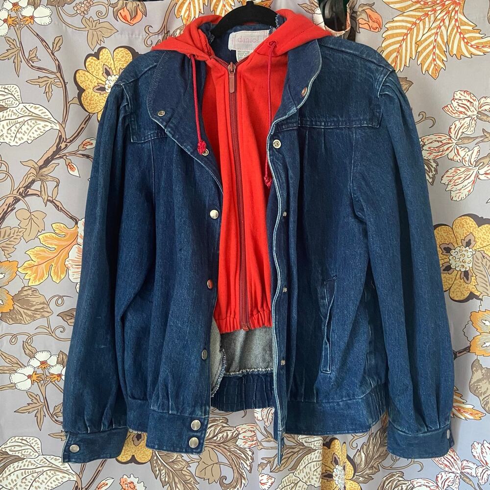 Vintage Denim Jacket lined with Hooded Sweatshirt Material Daniel Brand Size Lg
